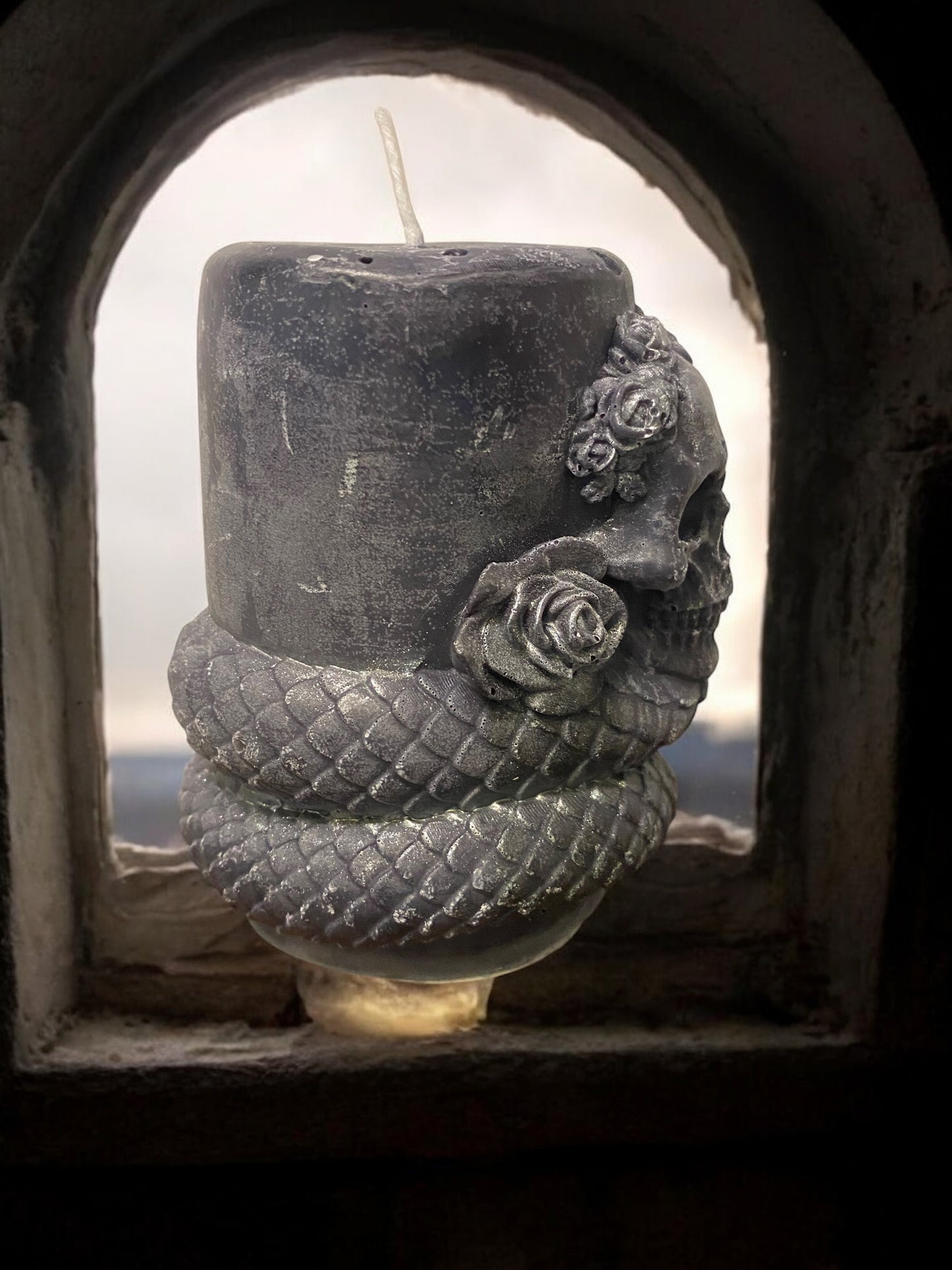 Medium Skull & Snake Pillar Candle