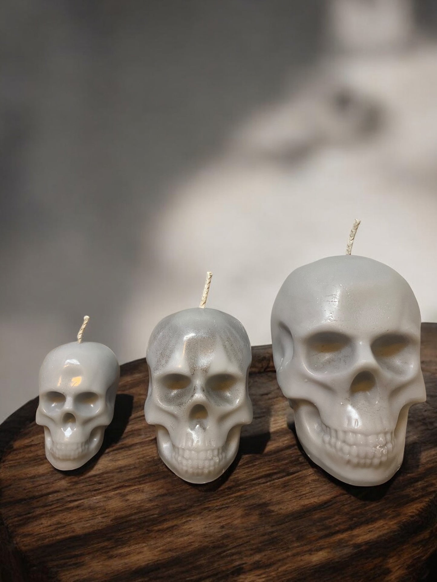 Medium Skull Candle