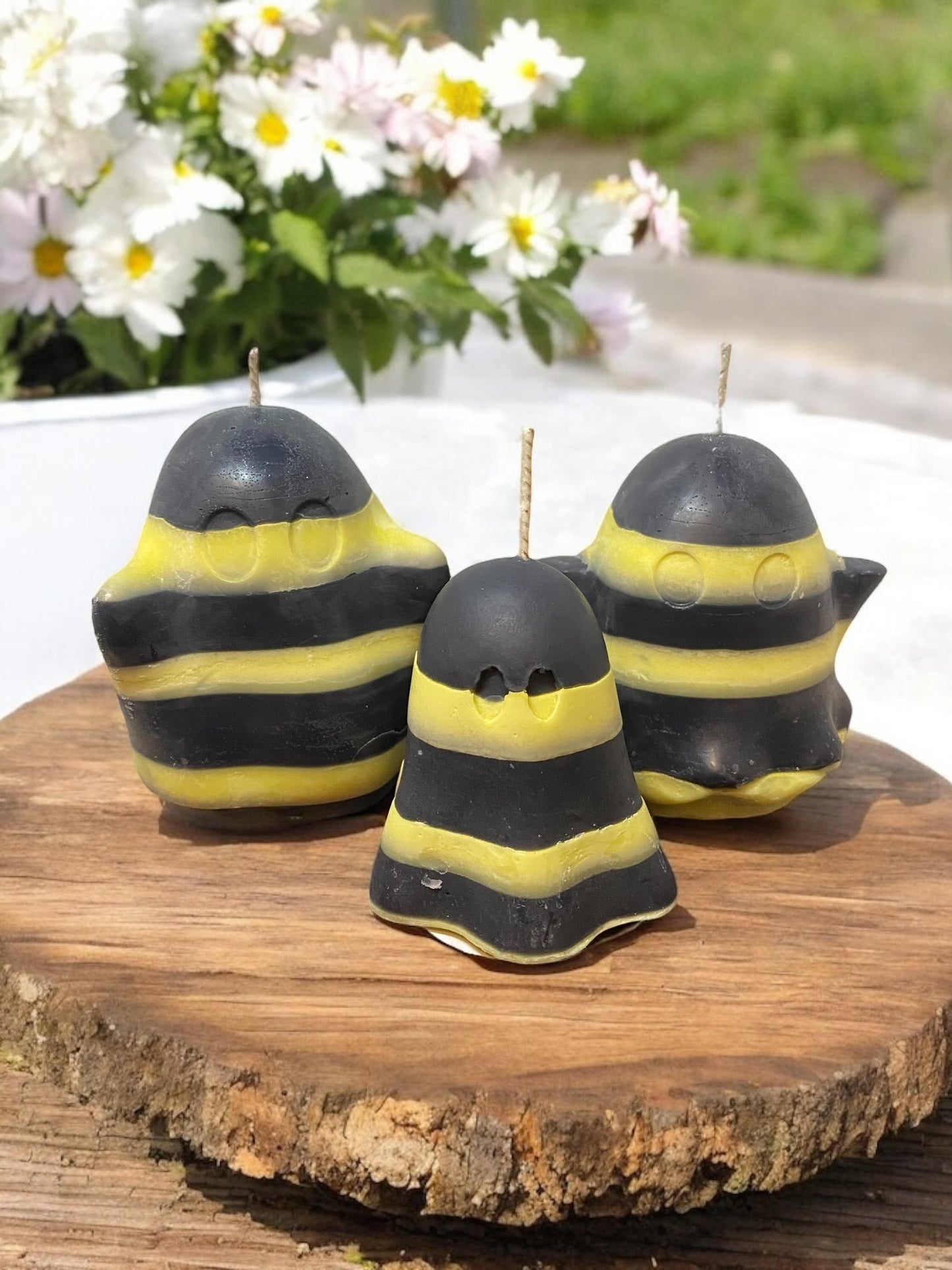 Baby Ghost-Bee Candle