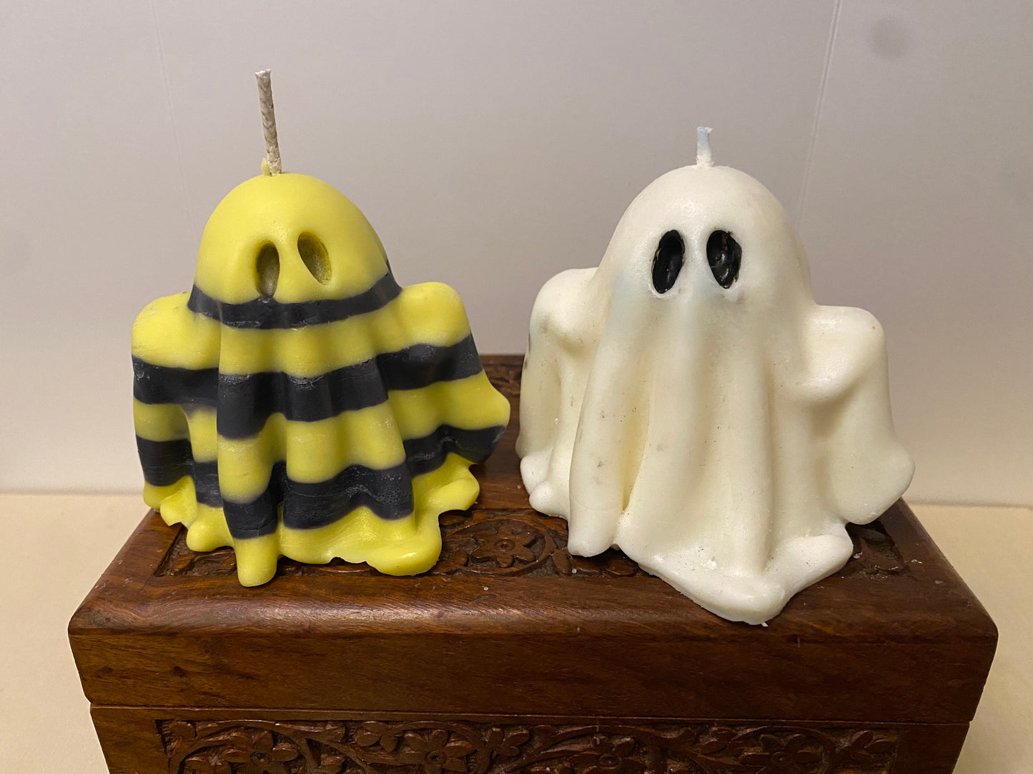 ‘Boo’ Bee Ghost Candle